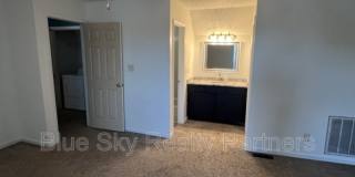 2119 Silverbrook Dr Gallery 15