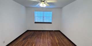 *** TWO WEEKS FREE*** Live Close to Everything – 1BR in Southside Jax Gallery 11