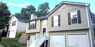 828 Tradd Court Gallery 1