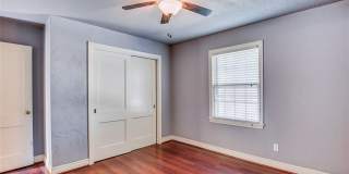 Cute 2 Bed | 1 Bath | 1 Car Garage Gallery 7