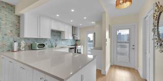 2731 NE 14th St Causeway unit: 421 Gallery 1