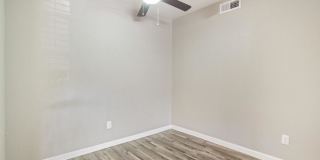 Camelot Apartments Gallery 45