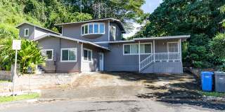 Available Now!  Attached 1-bedroom, 1-bath cottage in Pacific Palisades in Pearl City Gallery 1