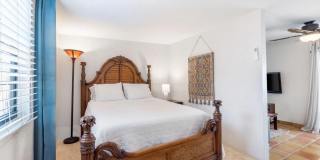 400 33rd Street Gallery 48