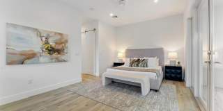 1121 SW 2nd Court Gallery 13