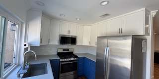 Spacious & Bright 2 Bedroom Townhome in Fountain Valley! Gallery 1