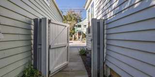 381 Sumter Street Gallery 29