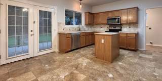 Beautiful 4 Bedroom Home in Gated Community! Gallery 12
