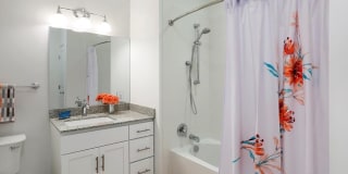 The Shipyard at Port Jefferson Harbor Apartments The Shipyard at Port Jefferson Harbor Apartments Gallery 5