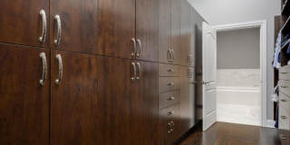 360 Unit 10 West Illinois St. Gallery 10
