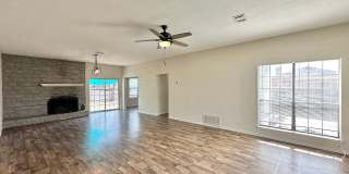 Viewable Now!  Pets Accepted! Gallery 3