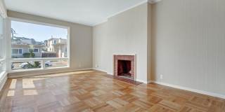 Spacious Westlake Home Gallery 10