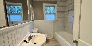 1508 Heard Avenue Gallery 12