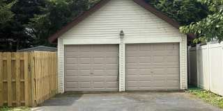 1308 Franklin Avenue Gallery 16