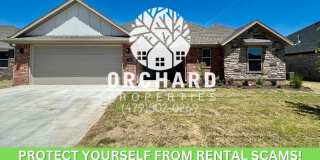 Single-Family Home- Spacious Hickorywood Plan - Lease Length- 7 month Gallery 1