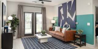 Cypress Point Luxury Apartments Gallery 21