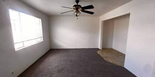 Cozy 2-Bedroom Home in Tempe - Great Location! Cozy 2-Bedroom Home in Tempe - Great Location! Gallery 7