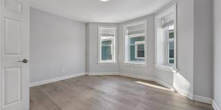 92 Leigh Avenue Gallery 22