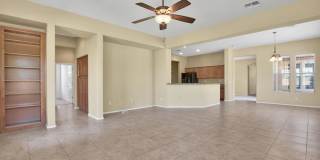 Gorgeous 4 bedroom home in amenity rich Verrado! Gallery 12