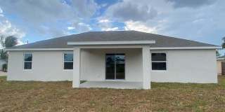 483 Southeast Sunnydale Lane Gallery 2