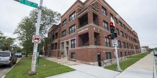 5300 S Michigan Ave Gallery 12