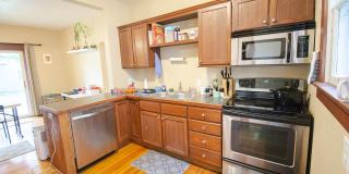 Charming & Spacious Main-Level Apartment Near Downtown Gallery 9