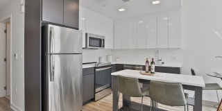 1405 Point Gallery 13