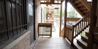 5416 S. Woodlawn Avenue Gallery 30