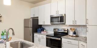 Avery at Turkey Creek Gallery 11