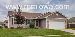 ESTABLISHED NEIGHBORHOOD!!! 4 Bedroom, 3 Bath Home in Ankeny Gallery 1