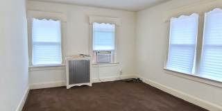 254 W Franklin St Gallery 12