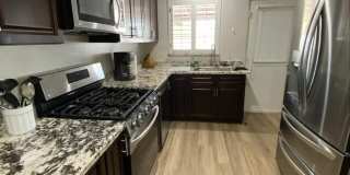 2012 W Indianola Avenue Gallery 1