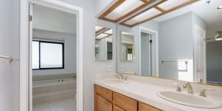 2BR/2.5BA Townhouse with Bay Views + 3 Decks | 2-Car Garage | San Carlos | YouTube Tour Gallery 30
