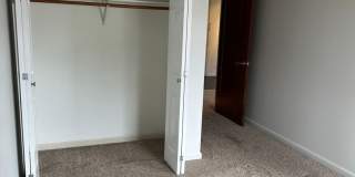 1 bedroom, 1 bathroom Condo with City View! Gallery 10