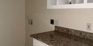 1217 W 11th Avenue Gallery 13