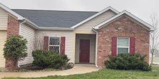 Lindberg Village – 3 Bed, 2 Bath Home with Office in West Lafayette, IN Gallery 1