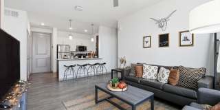 Liv+ Arlington - Student Housing Gallery 5