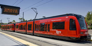 eaves La Mesa Gallery 32