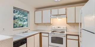 Scott Mountain Apartments Gallery 23