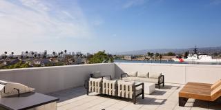 The Launch Gallery 28