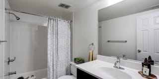 Charter Oak Apartments Gallery 5