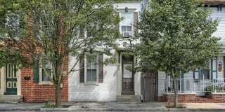 Fully Furnished beautifully updated home Gallery 1