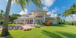 901 SE Riverside Drive Gallery 3