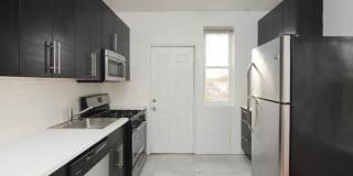 2347 Drake Gallery 2