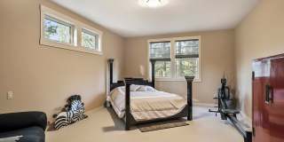 Large home in gated Awbrey Glen neighborhood Gallery 17