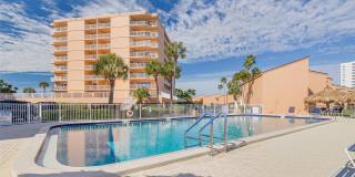 7432 SUNSHINE SKYWAY LANE S Gallery 29