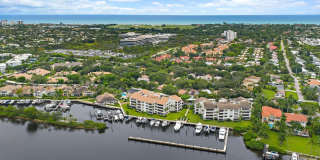 811 Oak Harbour Drive Gallery 35