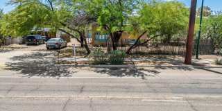 2929 N Mountain Avenue Gallery 1