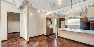 Trendy Loft Living Near The Arts District! Gallery 1