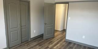 32 Cook Avenue Gallery 14